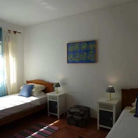 Casa Lorenzo Sleeps 10, With Private Tennis Court & Swimming Pool And 5 Beds * Portimão