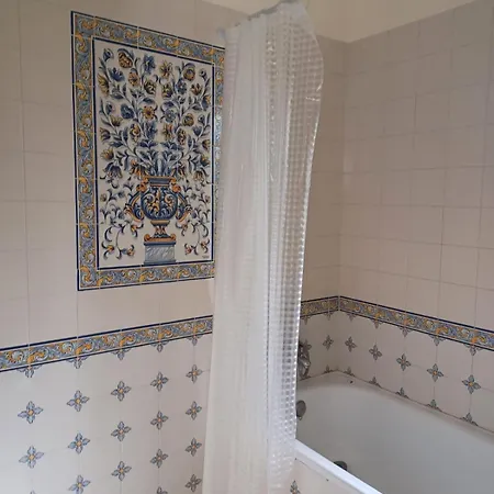 Casa Lorenzo Sleeps 10, With Private Tennis Court & Swimming Pool And 5 Beds Villa Portimão