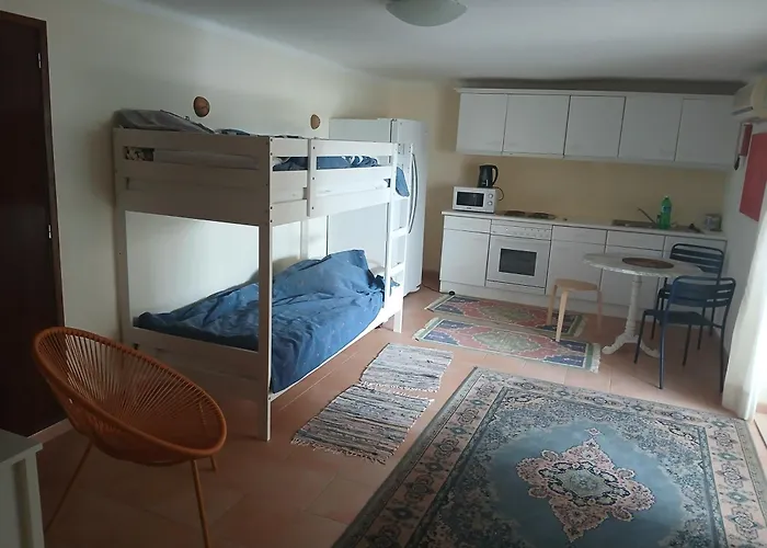 Casa Lorenzo Sleeps 10, With Private Tennis Court & Swimming Pool And 5 Beds * 波尔蒂芒