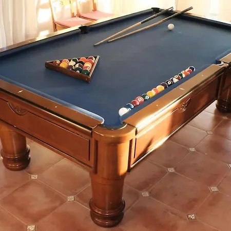 ヴィラ Casa Lorenzo Sleeps 10, With Private Tennis Court & Swimming Pool And 5 Beds *