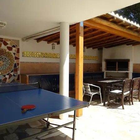 ヴィラ Casa Lorenzo Sleeps 10, With Private Tennis Court & Swimming Pool And 5 Beds ポルティマン