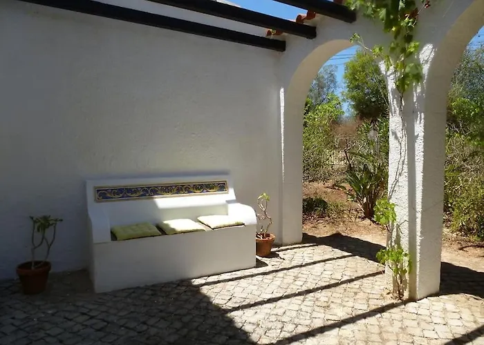 Casa Lorenzo Sleeps 10, With Private Tennis Court & Swimming Pool And 5 Beds Villa