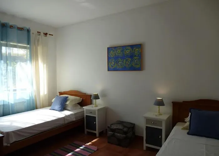 Casa Lorenzo Sleeps 10, With Private Tennis Court & Swimming Pool And 5 Beds * Portimao