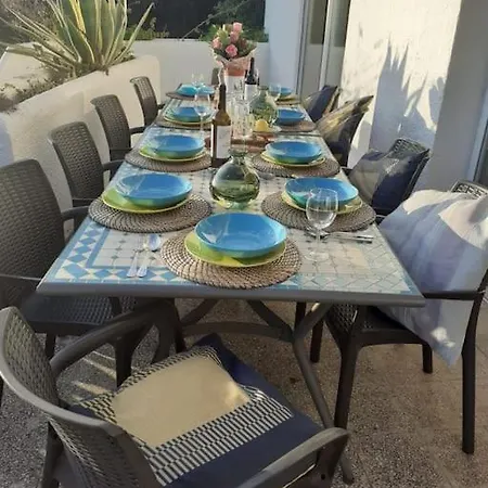 Willa Casa Lorenzo Sleeps 10, With Private Tennis Court & Swimming Pool And 5 Beds Portimão