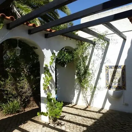 Casa Lorenzo Sleeps 10, With Private Tennis Court & Swimming Pool And 5 Beds Willa *